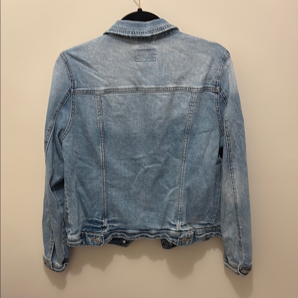 Classic Universal Thread Jean Jacket In Great Con… - image 2